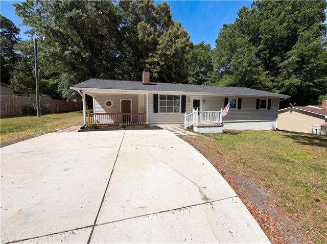 2815 Midpines Drive, Winston-salem, NC 27127