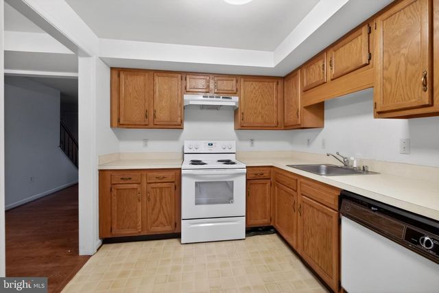 8026 WATERVIEW CT, Frederick, MD 21701