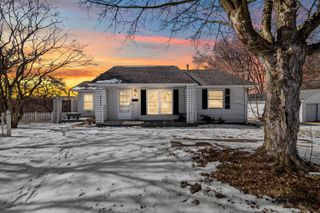 60 Griswold Street, Hillsdale City, MI 49242