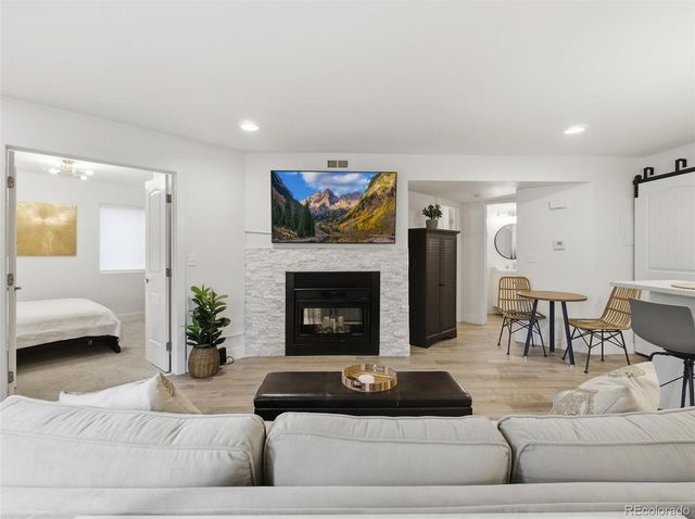 12484 W Nevada Place 105, Lakewood, CO 80228
