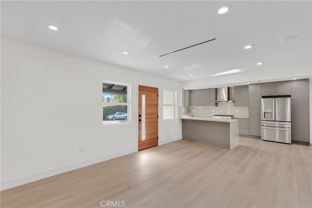 6341 Ranchito, Van Nuys, CA 91401