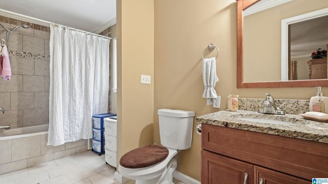 528 STRONGBOW DRIVE, Birmingham, AL 35214