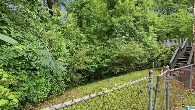528 STRONGBOW DRIVE, Birmingham, AL 35214