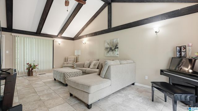 528 STRONGBOW DRIVE, Birmingham, AL 35214