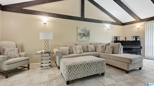 528 STRONGBOW DRIVE, Birmingham, AL 35214
