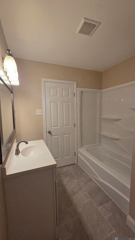 1047 Arcadia, Baton Rouge, LA 70810