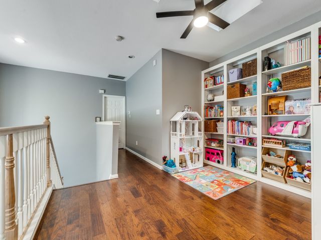 8417 Towneship Lane, Dallas, TX 75243