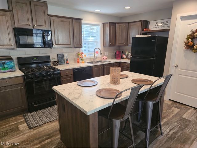 292 Westwoods, Amherst, OH 44001