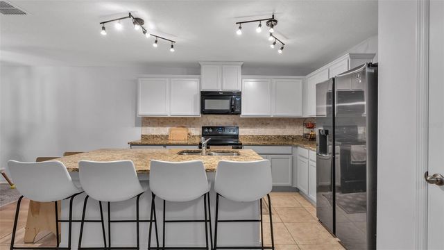 5882 GREAT SALT COURT, Lakeland, FL 33805