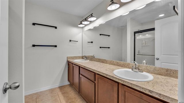 5882 GREAT SALT COURT, Lakeland, FL 33805