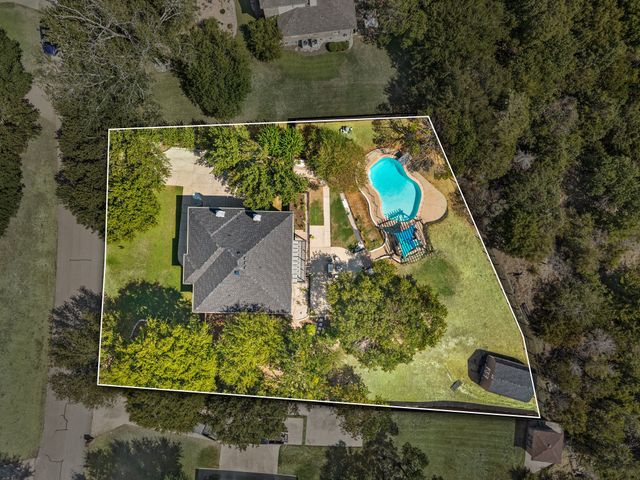 230 Hidden Acres Lane, Weatherford, TX 76087