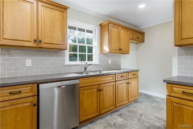 3109 28th, Northport, AL 35476