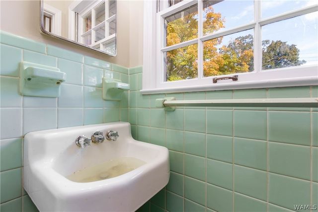 3109 28th, Northport, AL 35476