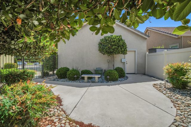 2431 Cypress Point Dr, Turlock, CA 95380