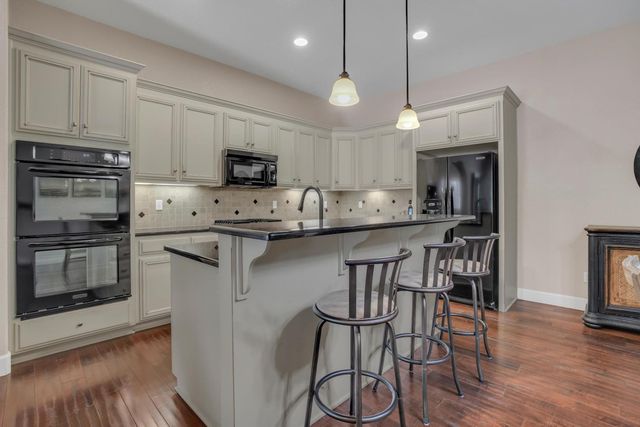 2431 Cypress Point Dr, Turlock, CA 95380