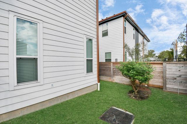 829 N Emile Street, Houston, TX 77020