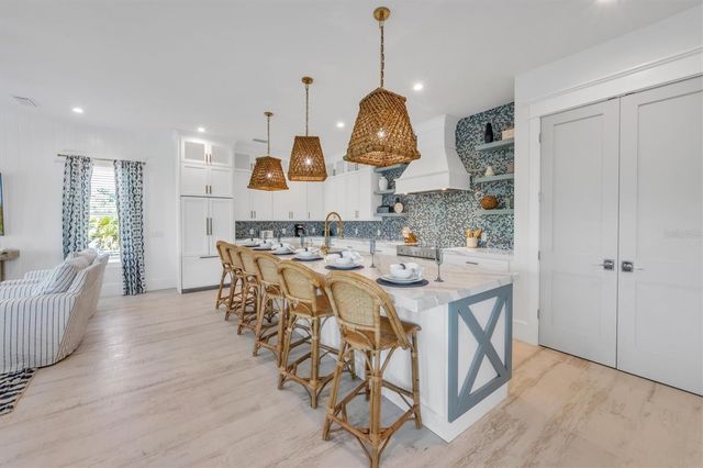 518 SPRING AVENUE, Anna Maria, FL 34216