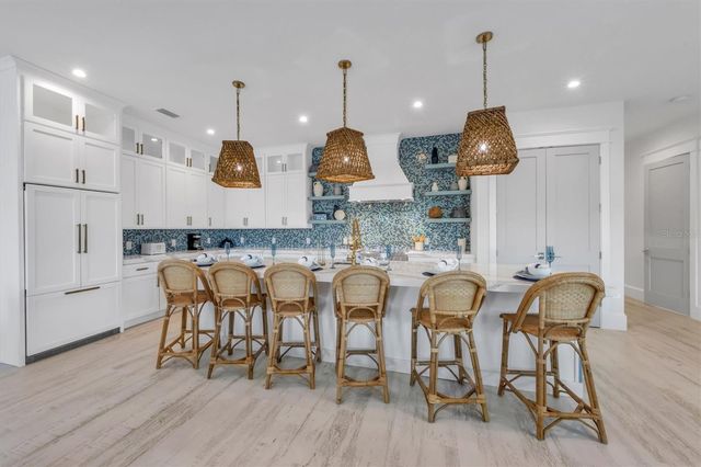 518 SPRING AVENUE, Anna Maria, FL 34216