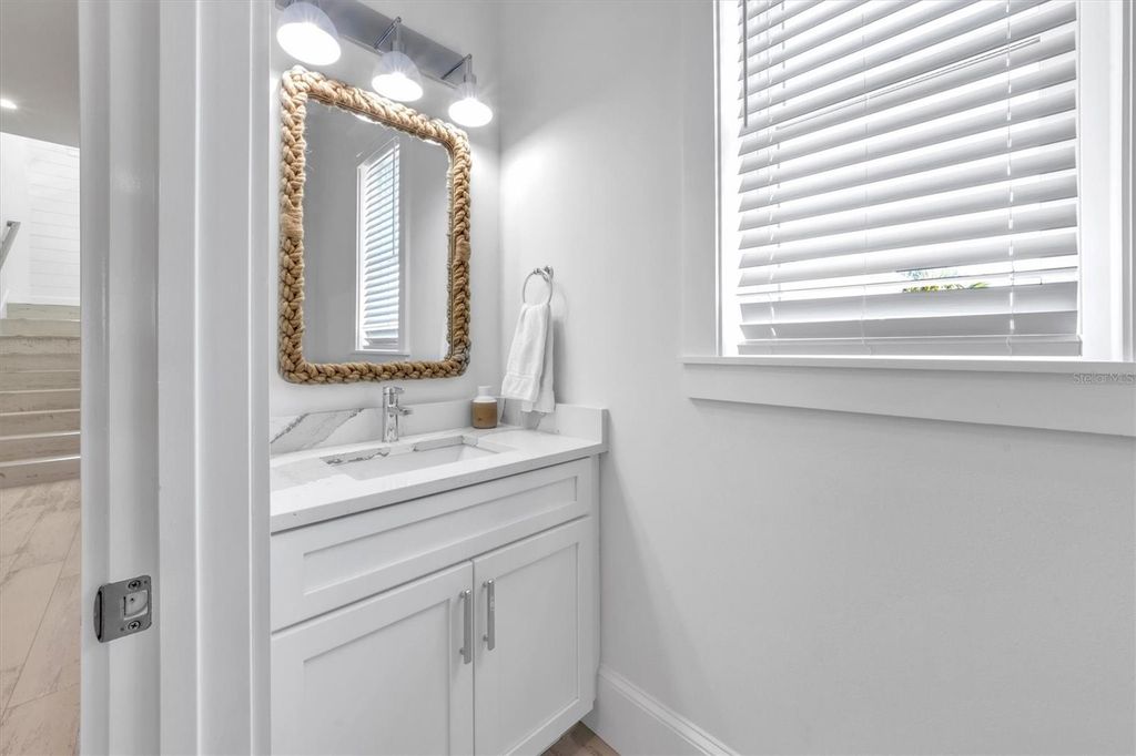 Image 17 of property listing at 518 SPRING AVENUE, Anna Maria, FL 34216