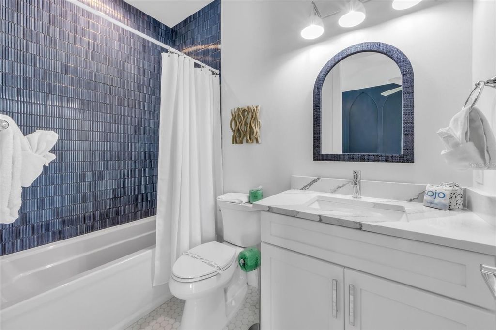 Image 30 of property listing at 518 SPRING AVENUE, Anna Maria, FL 34216