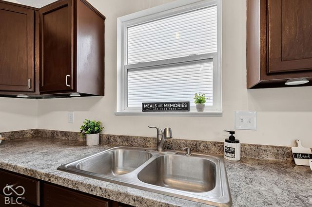 5228 Waterton Lakes Drive, Indianapolis, IN 46237