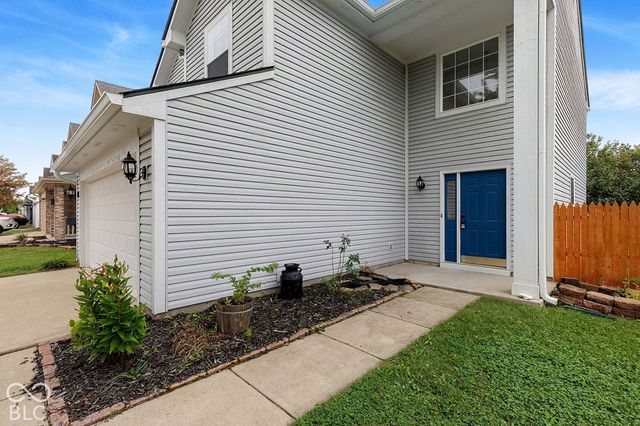 5228 Waterton Lakes Drive, Indianapolis, IN 46237