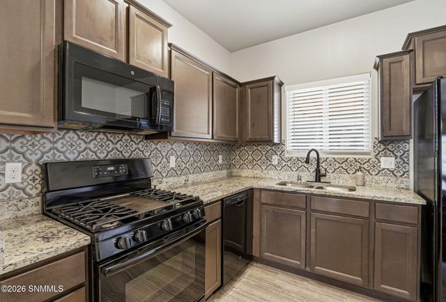 3015 La Union Court, Las Cruces, NM 88007