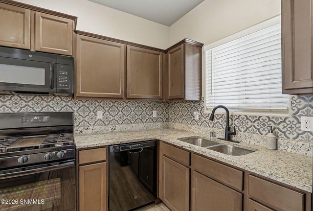 3015 La Union Court, Las Cruces, NM 88007