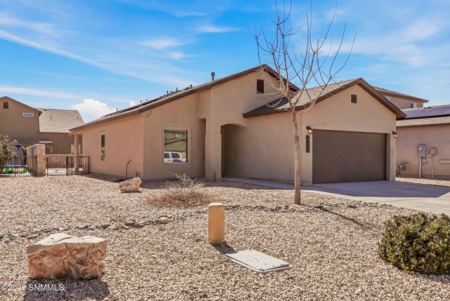3015 La Union Court, Las Cruces, NM 88007