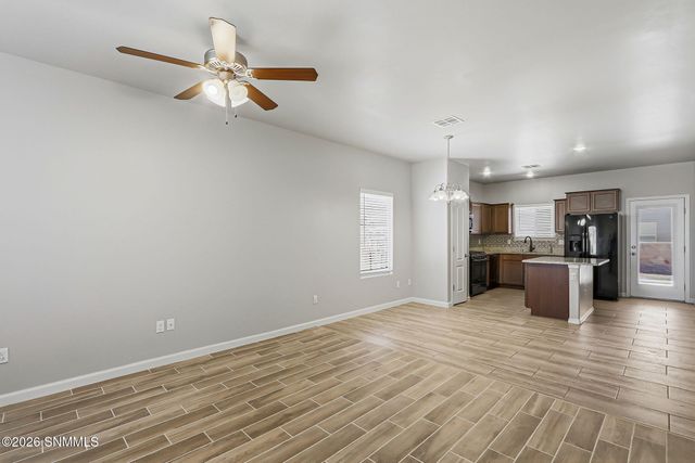 3015 La Union Court, Las Cruces, NM 88007