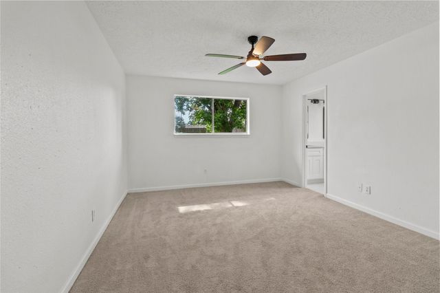 501 Valley Brook Drive, La Porte, TX 77571