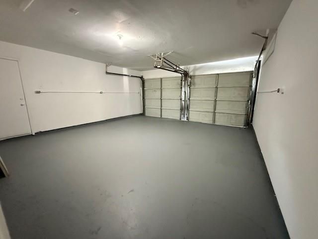 501 Valley Brook Drive, La Porte, TX 77571