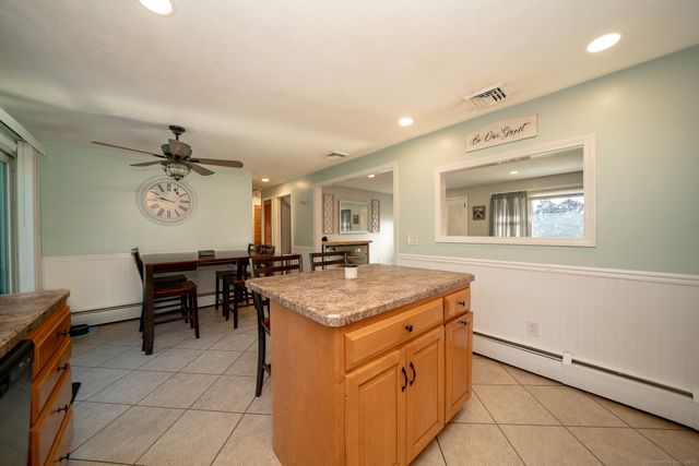 20 Hill Street, Bristol, CT 06010