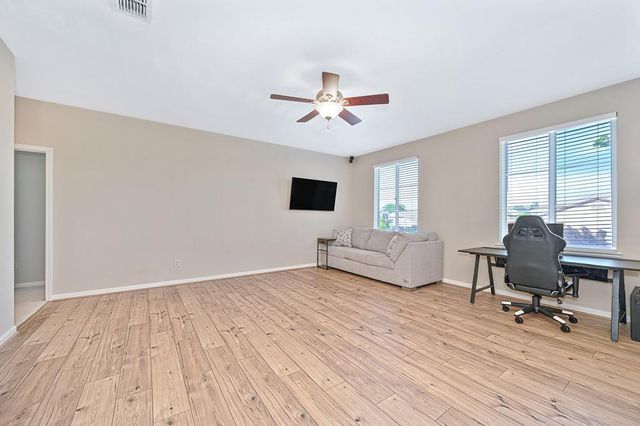 8385 Horncastle Ave, Roseville, CA 95747