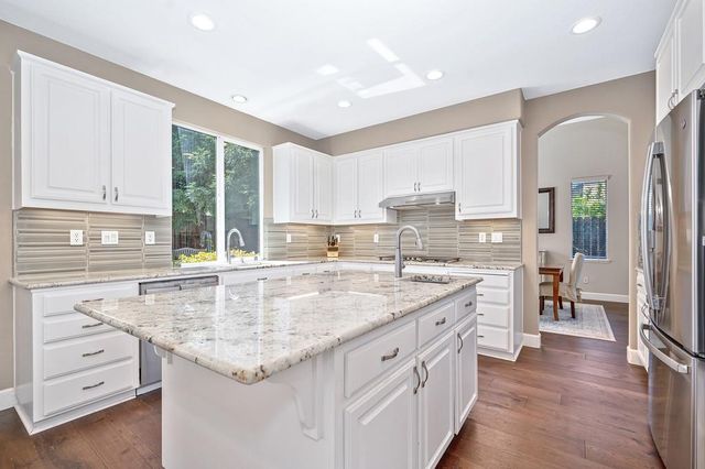 8385 Horncastle Ave, Roseville, CA 95747