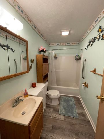 104 Heidi Court, Roscommon, MI 48653