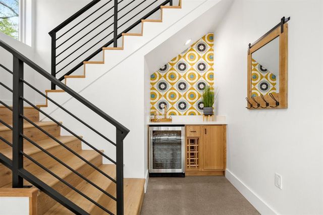 2919 E 13th ST 2, Austin, TX 78702