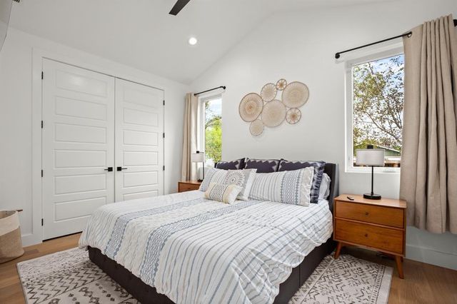 2919 E 13th ST 2, Austin, TX 78702