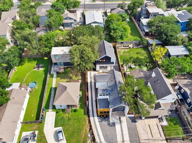 2919 E 13th ST 2, Austin, TX 78702