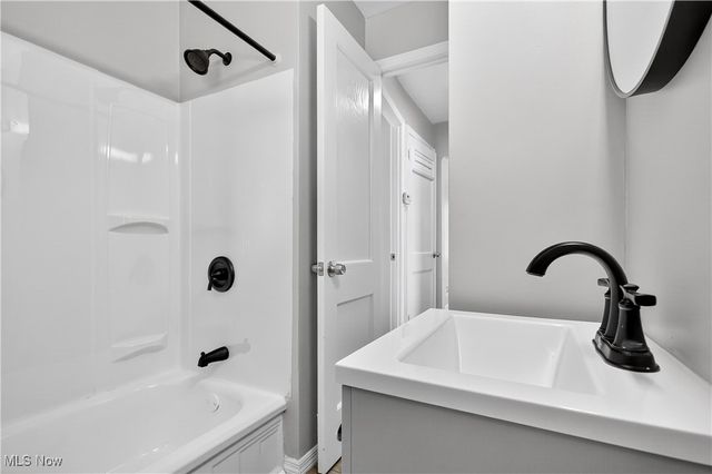 5493 Thomas Street, Maple Heights, OH 44137