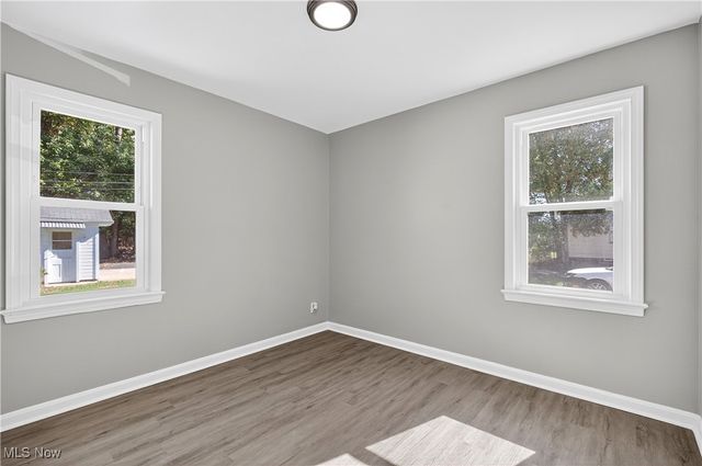 5493 Thomas Street, Maple Heights, OH 44137