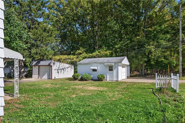 5493 Thomas Street, Maple Heights, OH 44137