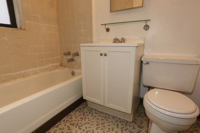933 W Sunnyside Avenue 1N, Chicago, IL 60640