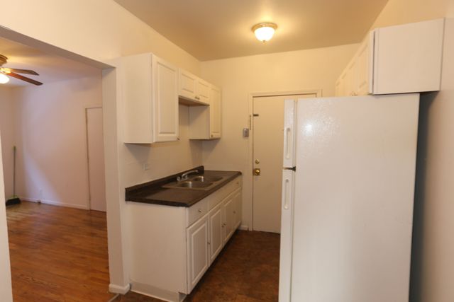 933 W Sunnyside Avenue 1N, Chicago, IL 60640