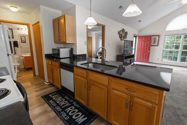 6069 Blendon Chase Drive, 17, Westerville, OH 43081