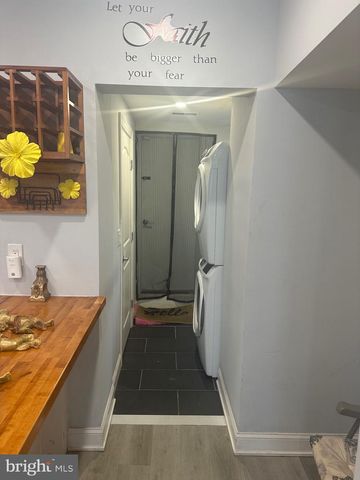 814 W BIRCH ST, Philadelphia, PA 19133