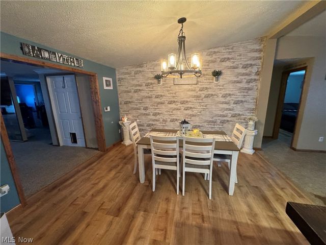 1105 Pacific Road NE, Carrollton, OH 44615