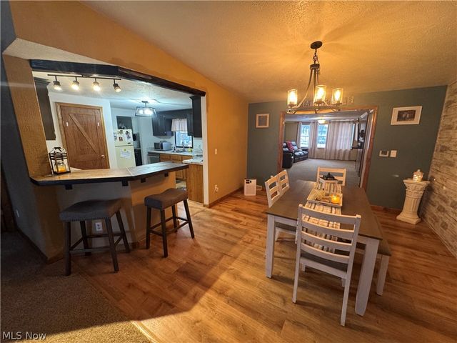 1105 Pacific Road NE, Carrollton, OH 44615