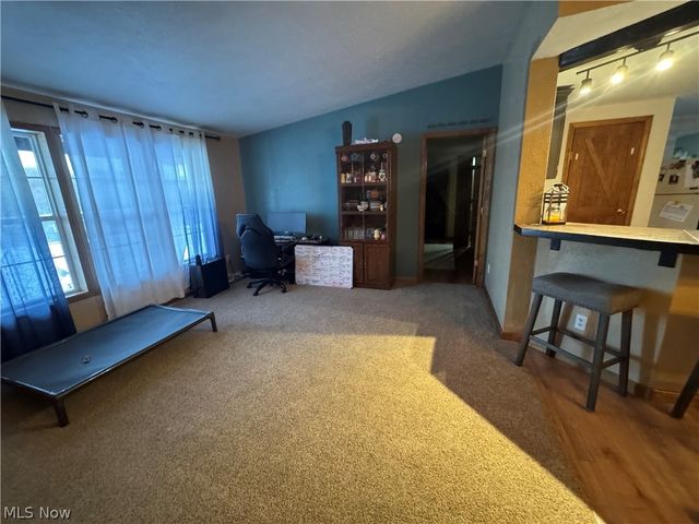 1105 Pacific Road NE, Carrollton, OH 44615