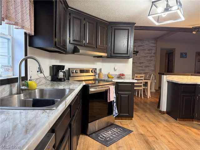 1105 Pacific Road NE, Carrollton, OH 44615